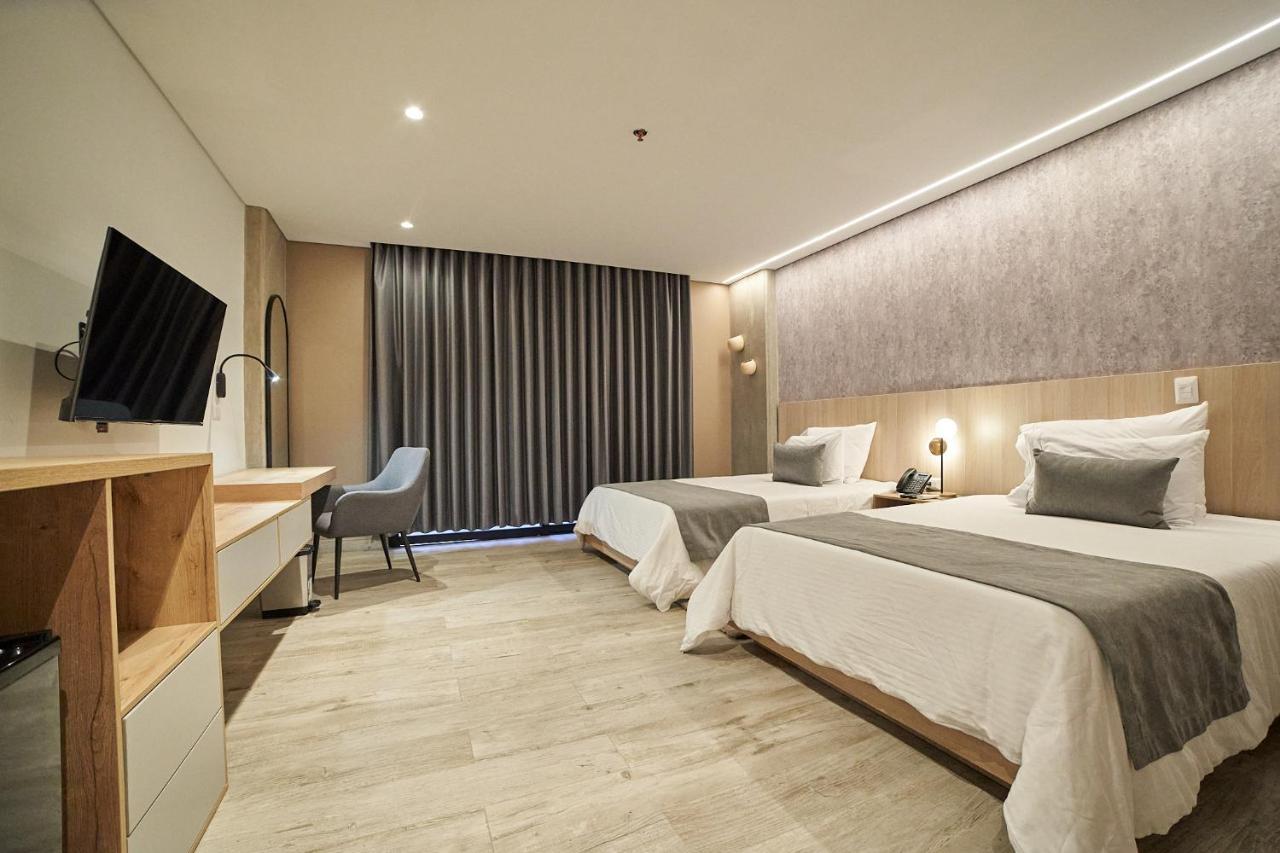 Eutopiq Hotel Медельин Экстерьер фото